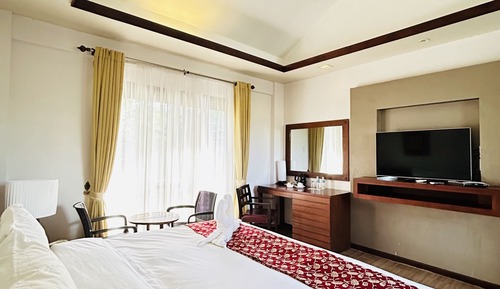 Standard-Doppel- oder -Zweibettzimmer