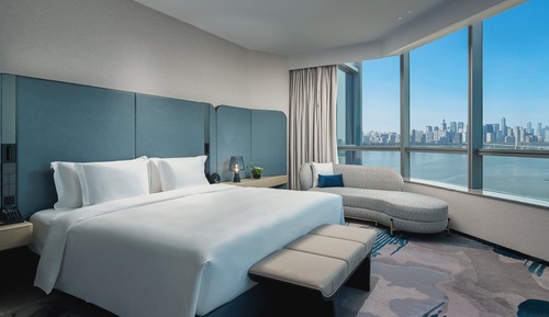 Premium-Zimmer, 1 King-Bett, Flussblick
