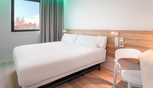 Standard-Doppelzimmer