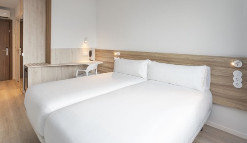 Standard-Zweibettzimmer