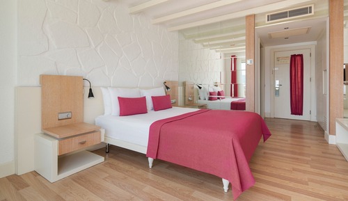 Standard-Doppel- oder -Zweibettzimmer