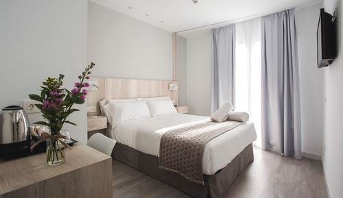 Standard-Doppelzimmer, Balkon