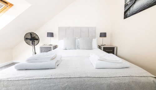 Comfort-Doppel- oder -Zweibettzimmer