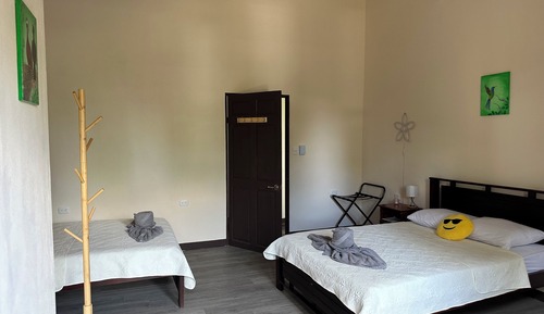 Comfort-Vierbettzimmer, 2 Doppelbetten, Flussblick