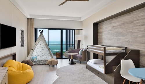 Familienzimmer, 1 King-Bett, Nichtraucher, Bergblick (Balcony)