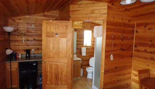 Standard-Ferienhütte, Mehrere Betten, Kochnische