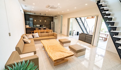 Villa, Nichtraucher (Moon)