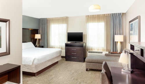 Studiosuite, 1 King-Bett und Schlafsofa