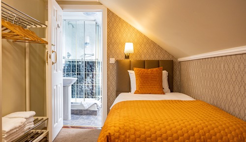 Familienzimmer (Large)