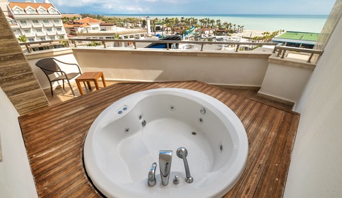 Junior-Suite, eingeschränkter Meerblick