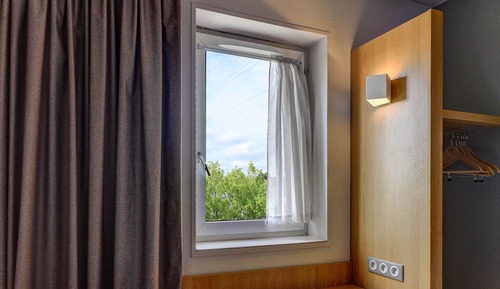 Zweibettzimmer, Nichtraucher
