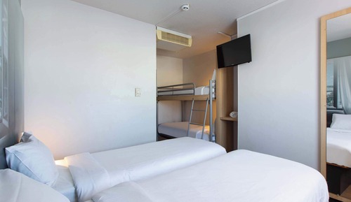 Vierbettzimmer, Nichtraucher