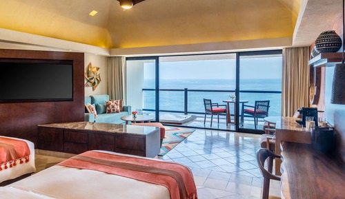 Club Ocean Front Hot Tub Double