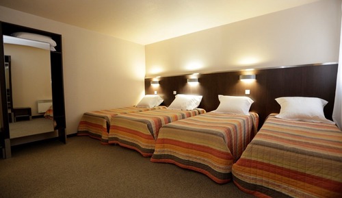 Vierbettzimmer