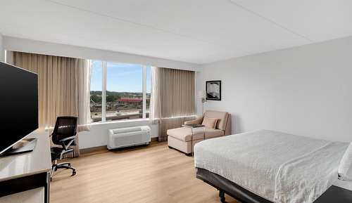 Zimmer, 1 King-Bett, barrierefrei (Roll In Shower)