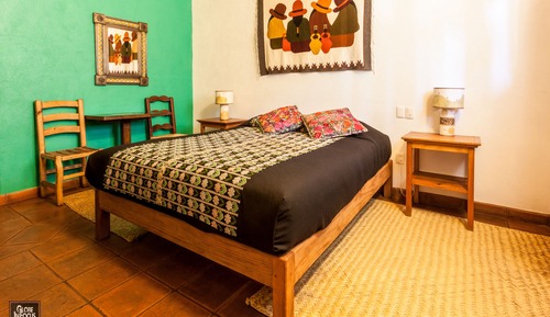 Traditional-Doppelzimmer