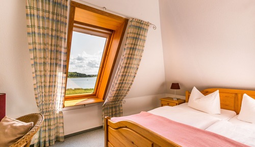 Dreibettzimmer, Seeblick