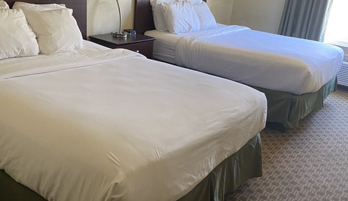 Zimmer, 2 Queen-Betten, Nichtraucher