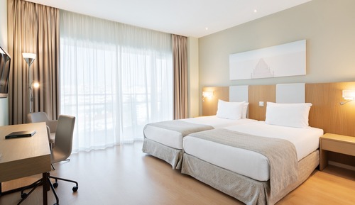 Standard-Doppel- oder -Zweibettzimmer