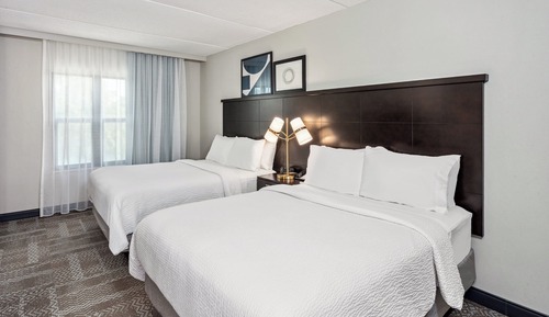 Suite, 2 Schlafzimmer (Roll In Shwr)