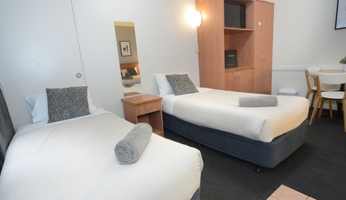 Dreibettzimmer