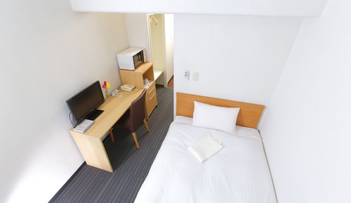 Zimmer, Raucher (Cleaning is Optional with Cost)