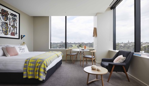 Zimmer, 1 King-Bett, Parkblick, Eckzimmer (Larwill)