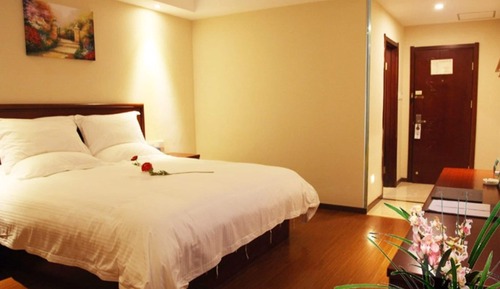 Standard-Doppelzimmer
