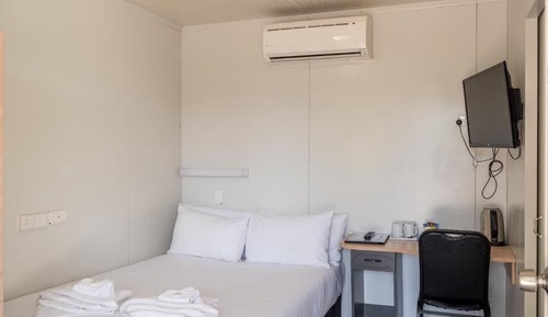 Doppelzimmer, mit Bad (Small)
