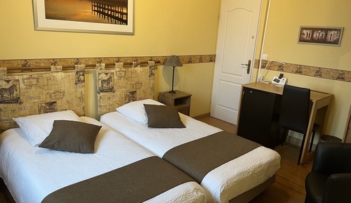 Standard-Zweibettzimmer