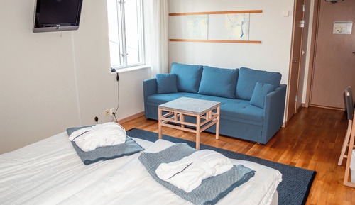 Family Room - (SPA excluded)