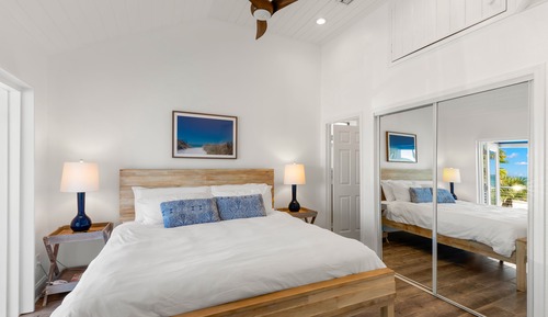 Deluxe-Suite, 1 King-Bett, Strandblick (Magnolia)