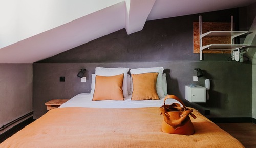 Economy-Doppelzimmer, 1 Queen-Bett, Nichtraucher (Attic)