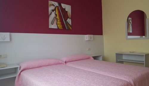 Doppelzimmer (2 Beds)