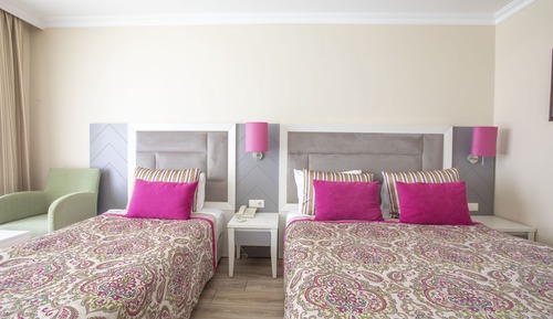 Standard Room With Non Alcoholic Drinks