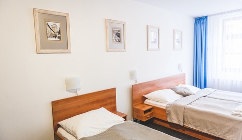 Dreibettzimmer