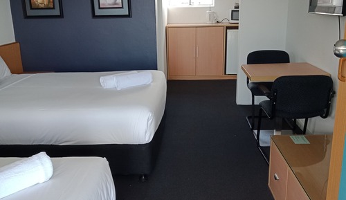 Zweibettzimmer, Mehrere Betten, Stadtblick