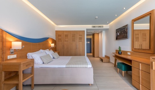 Suite, Poolzugang, Meerseite