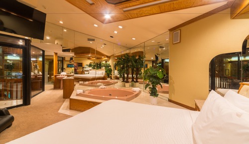 Deluxe-Suite, 1 King-Bett, eigener Pool