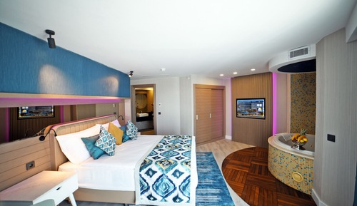 Junior-Suite, 1 Queen-Bett, Meerblick, Eckzimmer