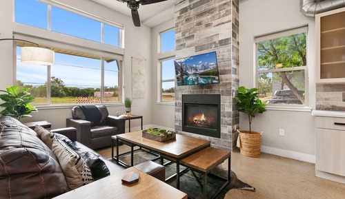Ferienhaus, Mehrere Betten, Whirlpool, Bergblick (750 Jerome St Unit 6)