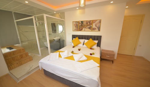 Familienvilla, 3 Schlafzimmer, Meerblick, Hanglage