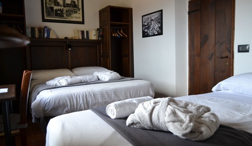 Basic-Dreibettzimmer, 1 Schlafzimmer