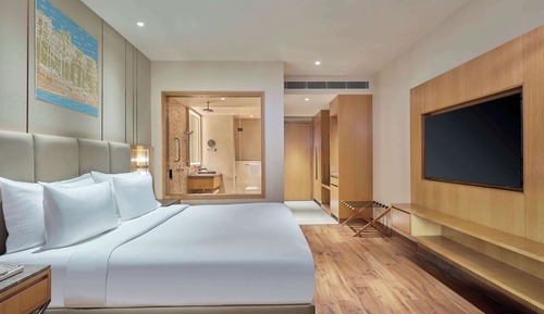 Premium-Zimmer, 1 King-Bett, Poolblick