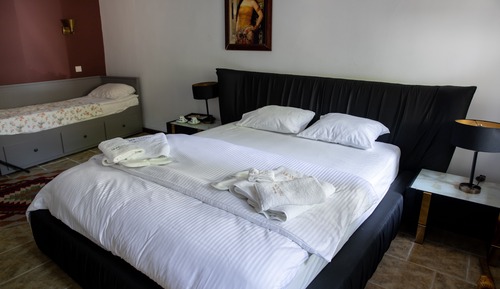 Basic-Dreibettzimmer, 1 Schlafzimmer