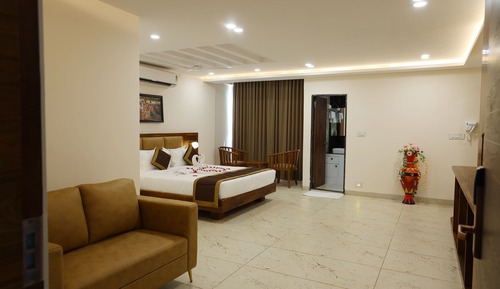 Royal-Zimmer