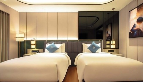 Deluxe-Zweibettzimmer, 2 Schlafzimmer, Poolblick