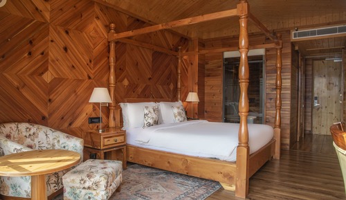 Classic-Chalet, Balkon, Bergblick
