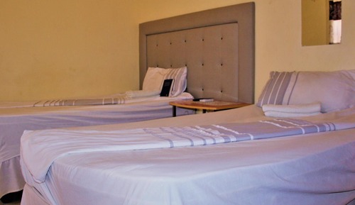 Standard-Doppel- oder -Zweibettzimmer
