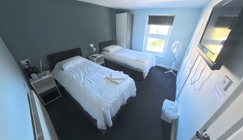 Basic-Zweibettzimmer